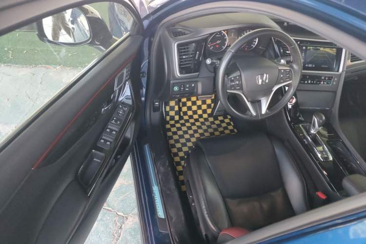 Used Honda Spirior 2015 2.4L Si Driver Seat