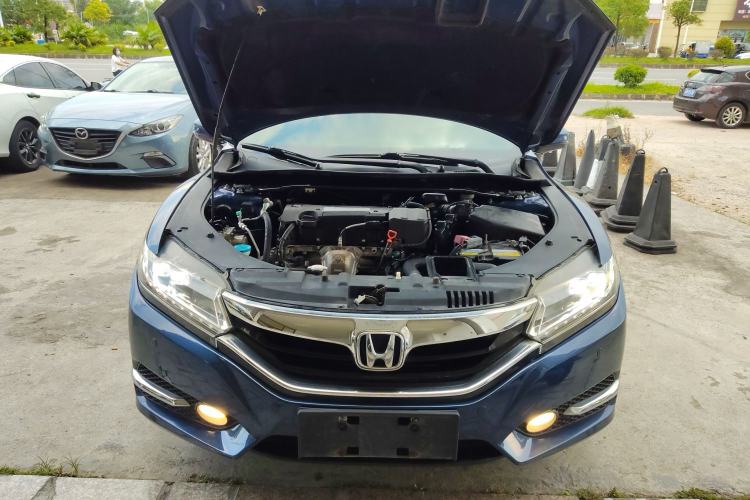 Used Honda Spirior 2015 2.4L Prestige Edition Engine Bay