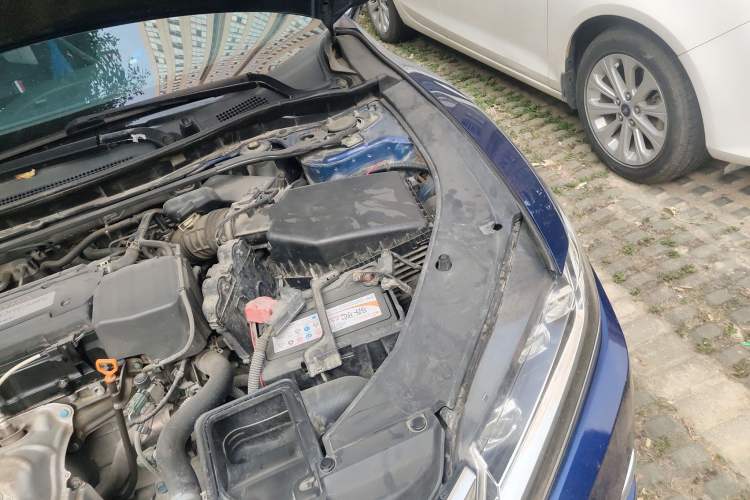 Used Honda Spirior 2015 2.4L Luxury Edition Engine Bay Left