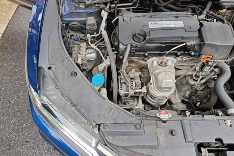 Used Honda Spirior 2015 2.4L Si Engine Bay Right