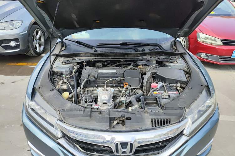 Used Honda Spirior 2015 2.4L Prestige Edition Engine Bay