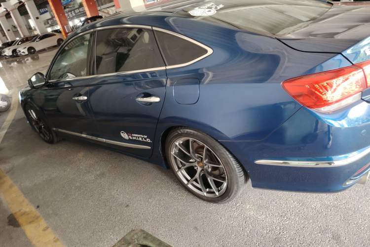 Used Honda Spirior 2015 2.4L Luxury Edition Exterior 3