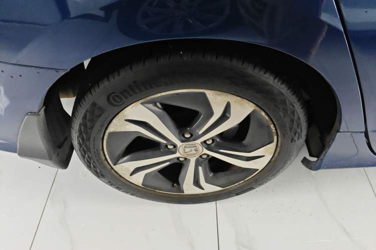 Used Honda Spirior 2015 2.4L Prestige Edition Exterior 8