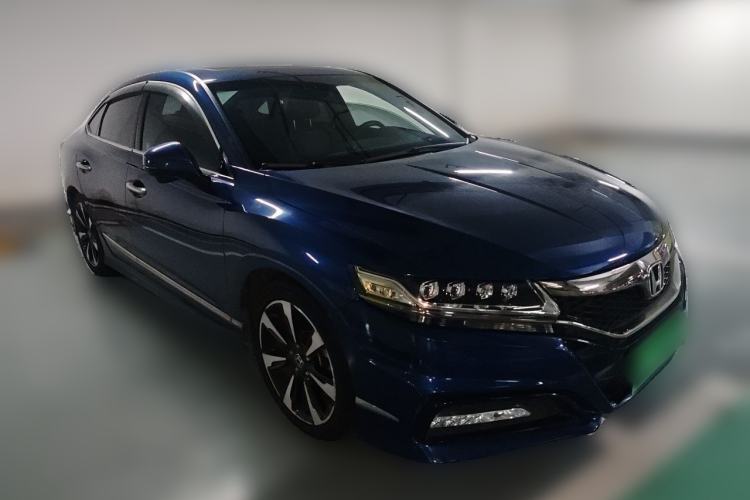 Used Honda Spirior 2015 2.4L Si Front Right 45 Deg