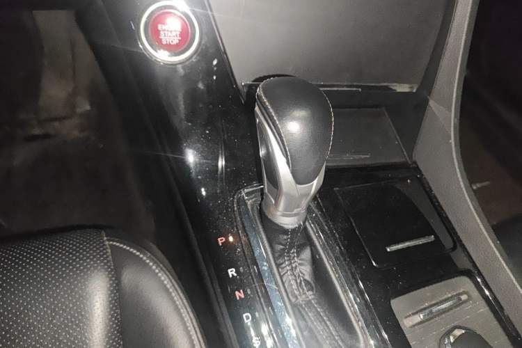 Used Honda Spirior 2015 2.4L Prestige Edition Gear Lever
