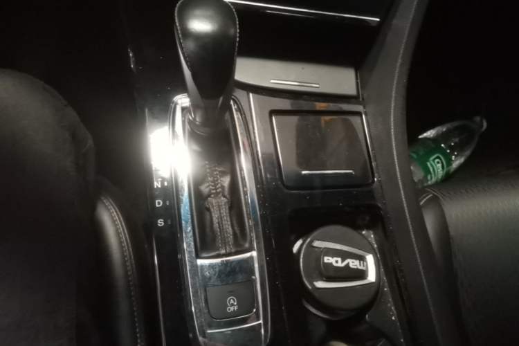 Used Honda Spirior 2015 2.4L Luxury Edition Gear Lever