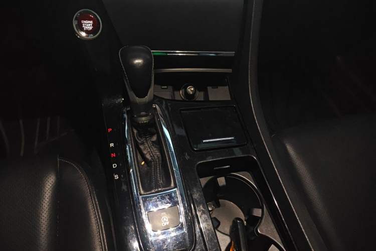 Used Honda Spirior 2015 2.4L Prestige Edition Gear Lever