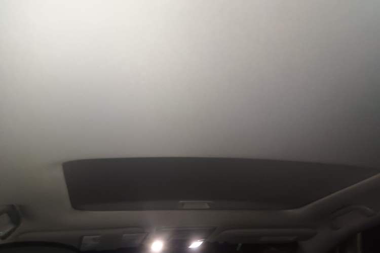 Used Honda Spirior 2015 2.4L Prestige Edition Headliner