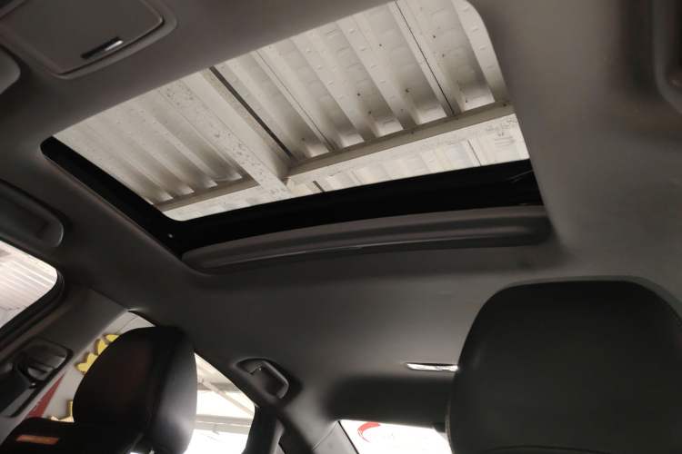 Used Honda Spirior 2015 2.4L Luxury Edition Headliner