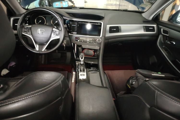 Used Honda Spirior 2015 2.4L Luxury Edition Interior 2