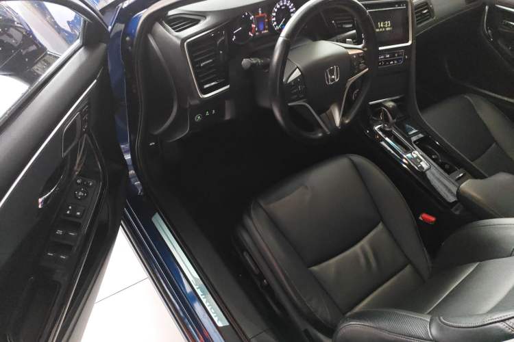 Used Honda Spirior 2015 2.4L Prestige Edition Interior 3