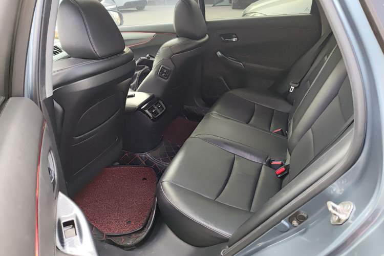 Used Honda Spirior 2015 2.4L Prestige Edition Interior 4