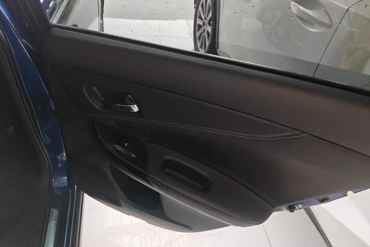 Used Honda Spirior 2015 2.4L Prestige Edition Interior 6