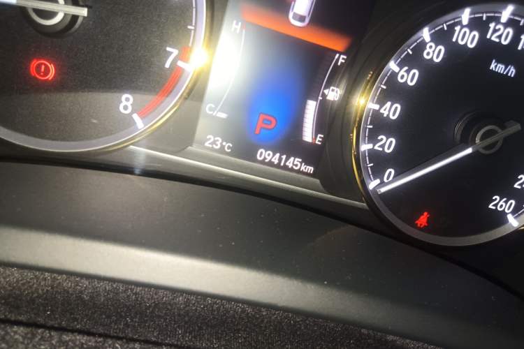 Used Honda Spirior 2015 2.4L Prestige Edition Odometer Close Up