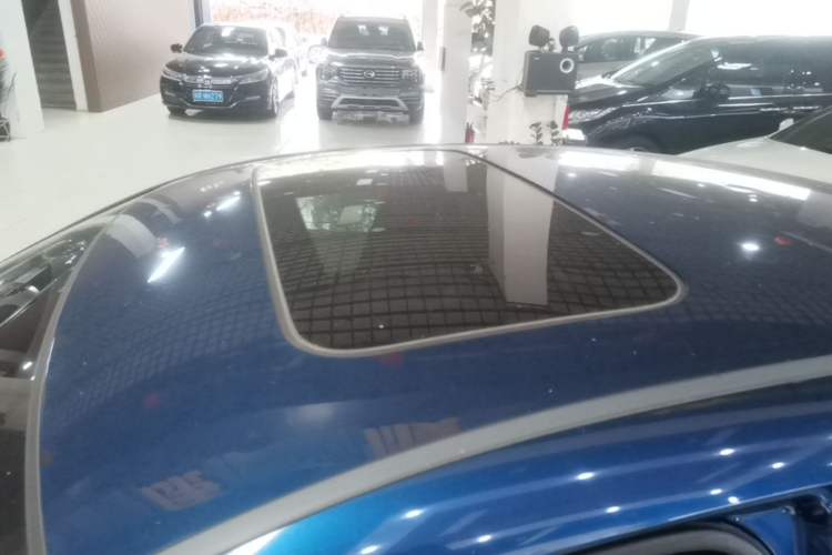 Used Honda Spirior 2015 2.4L Luxury Edition Roof
