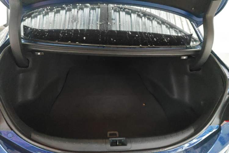Used Honda Spirior 2015 2.4L Prestige Edition Trunk
