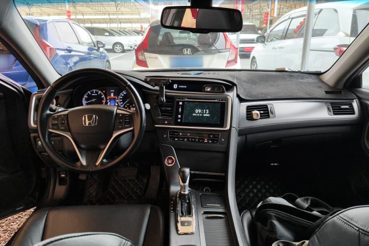 Used Honda Spirior 2015 2.4L Prestige Edition Center Console