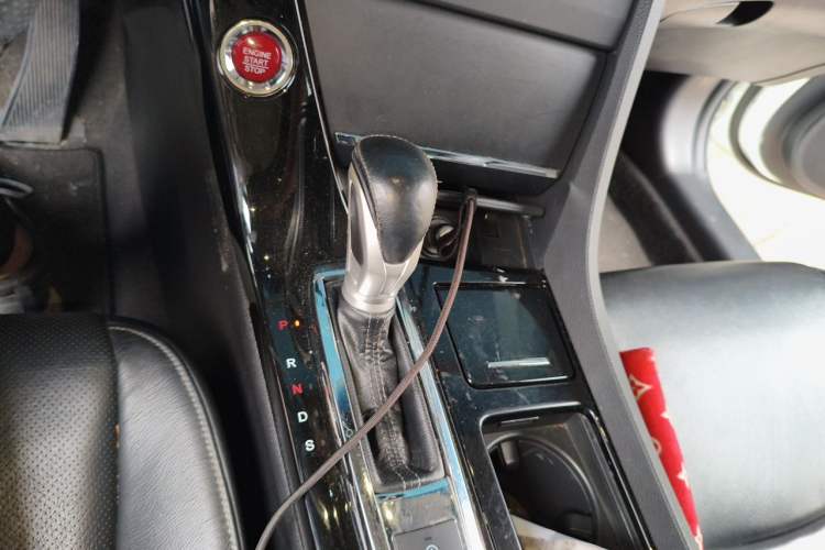 Used Honda Spirior 2015 2.4L Prestige Edition Gear Lever