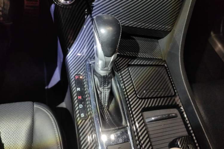Used Honda Spirior 2015 2.4L Prestige Edition Gear Lever