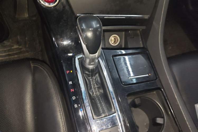 Used Honda Spirior 2015 2.4L Prestige Edition Gear Lever