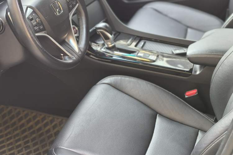 Used Honda Spirior 2015 2.4L Prestige Edition Interior 1