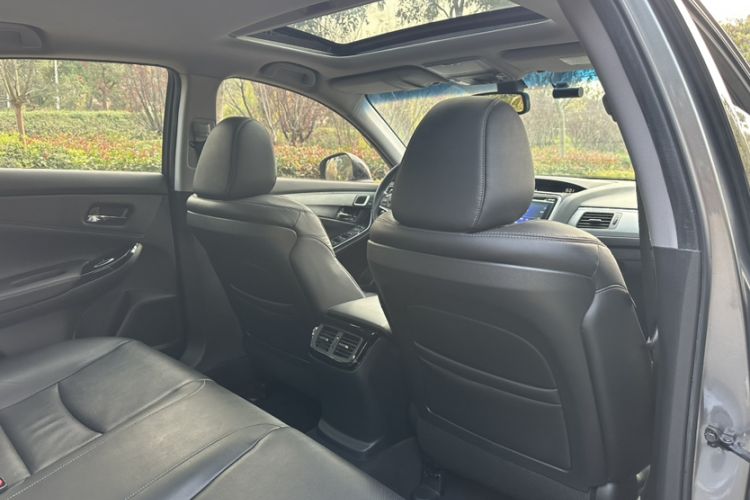 Used Honda Spirior 2015 2.0L Collector's Edition Interior 1