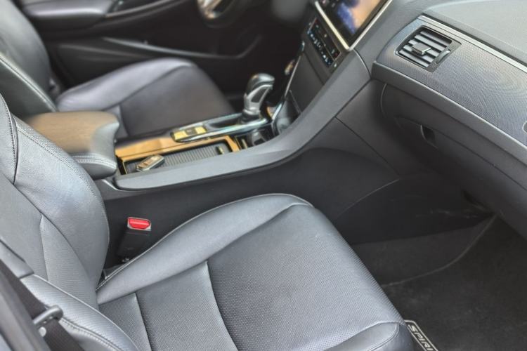 Used Honda Spirior 2015 2.4L Prestige Edition Interior 4