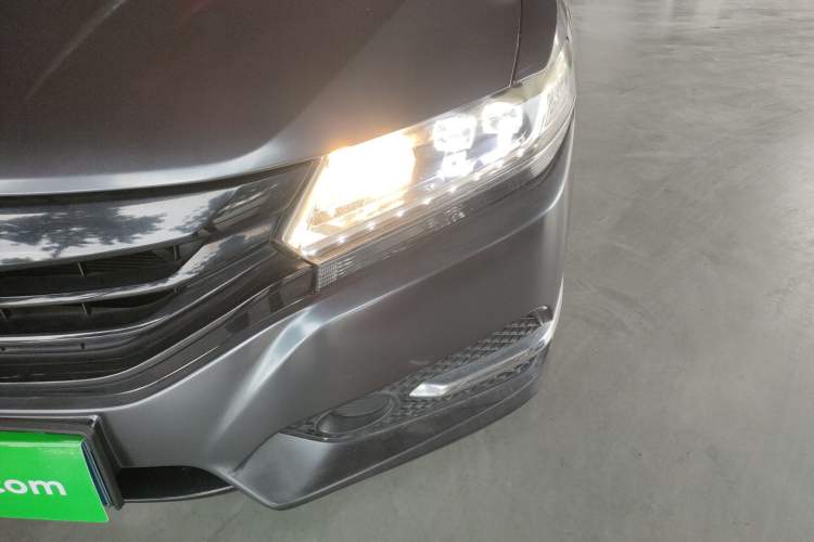 Used Honda Spirior 2015 2.0L Luxury Edition Left Front Headlight