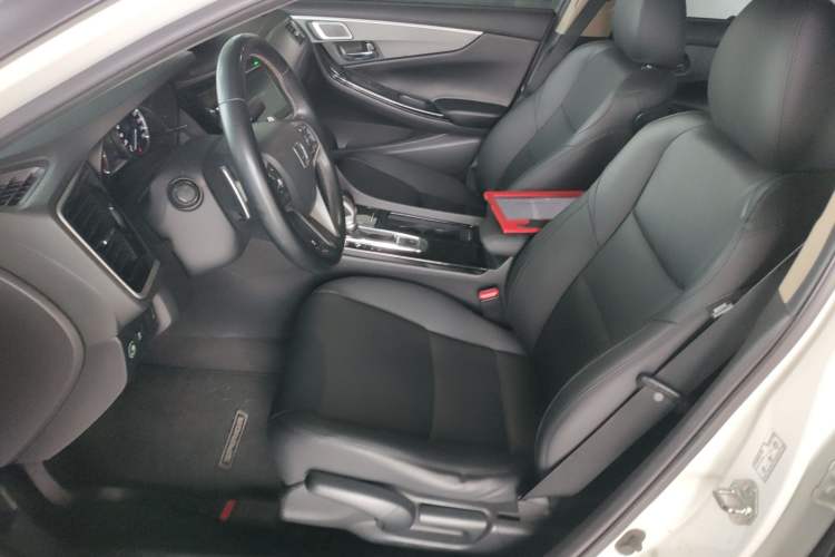Used Honda Spirior 2015 2.0L Luxury Edition Left Front Seat