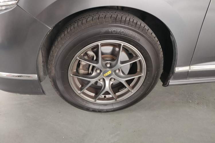 Used Honda Spirior 2015 2.0L Luxury Edition Left Front Wheel Hub