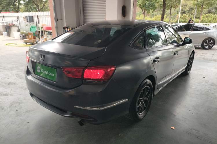 Used Honda Spirior 2015 2.0L Luxury Edition Rear Right 45 Deg
