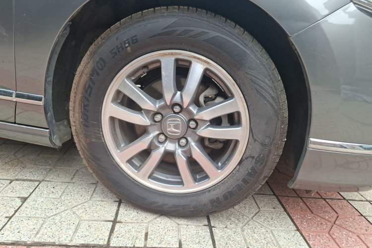 Used Honda Spirior 2015 2.0L Prestige Edition Right Front Wheel Hub