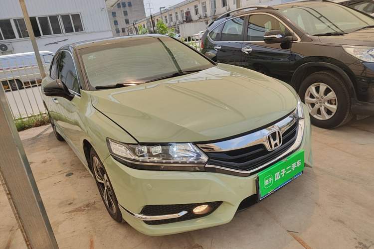 Used Honda Spirior 2015 2.4L Prestige Edition Front Right 45 Deg