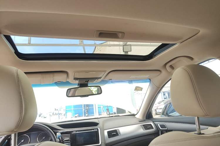 Used Honda Spirior 2015 2.4L Prestige Edition Headliner
