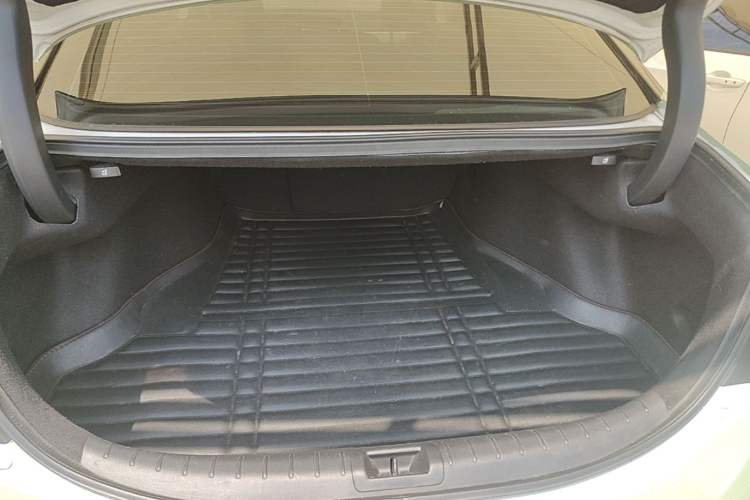 Used Honda Spirior 2015 2.4L Prestige Edition Trunk