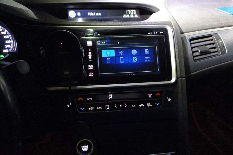 Used Honda Spirior 2015 2.4L Prestige Edition Audio And AC Panel