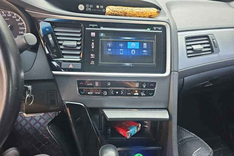 Used Honda Spirior 2015 2.0L Prestige Edition Audio And AC Panel