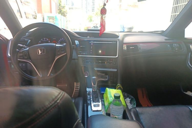 Used Honda Spirior 2015 2.4L Si Center Console