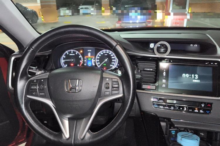 Used Honda Spirior 2015 2.0L Prestige Edition Center Console
