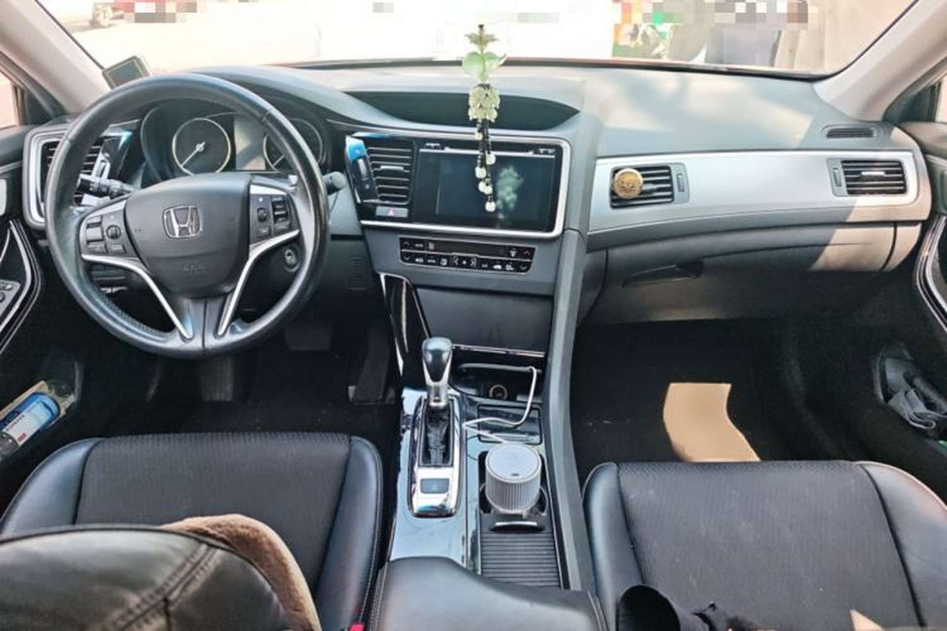 Used Honda Spirior 2015 2.0L Prestige Edition Center Console