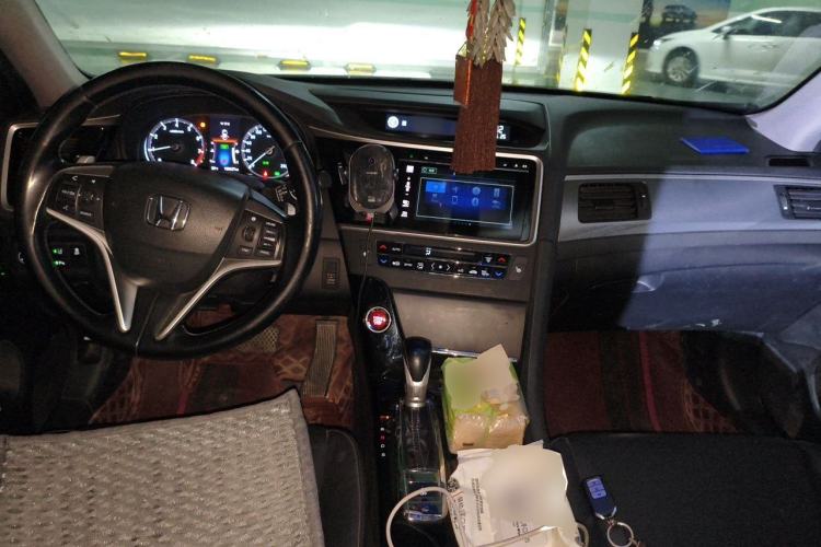 Used Honda Spirior 2015 2.4L Prestige Edition Center Console