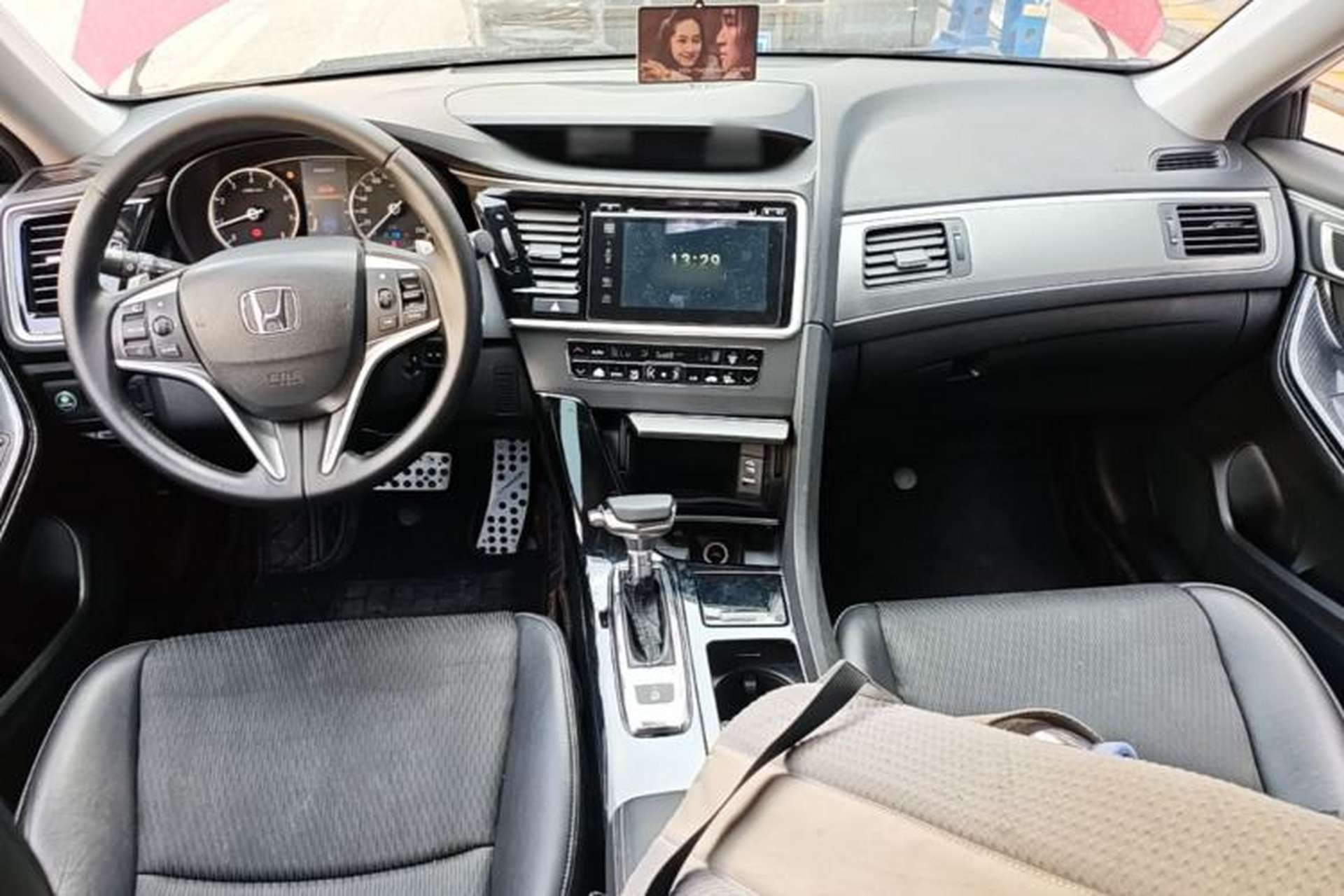 Used Honda Spirior 2015 2.0L Prestige Edition Center Console