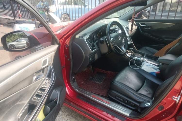 Used Honda Spirior 2015 2.0L Collector's Edition Driver Seat