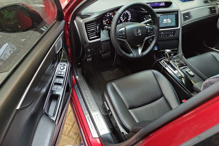 Used Honda Spirior 2015 2.0L Prestige Edition Driver Seat