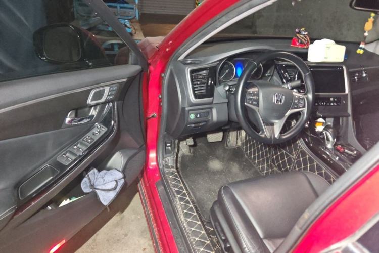Used Honda Spirior 2015 2.0L Collector's Edition Driver Seat