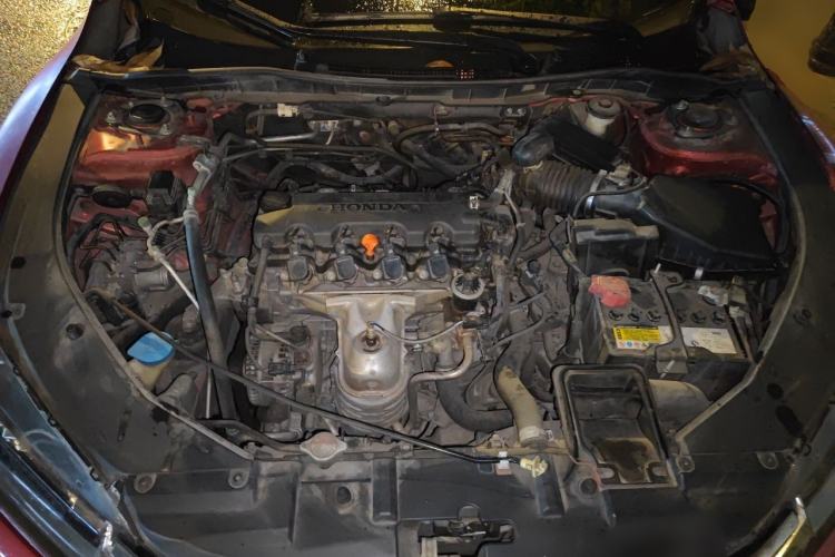 Used Honda Spirior 2015 2.0L Prestige Edition Engine Bay