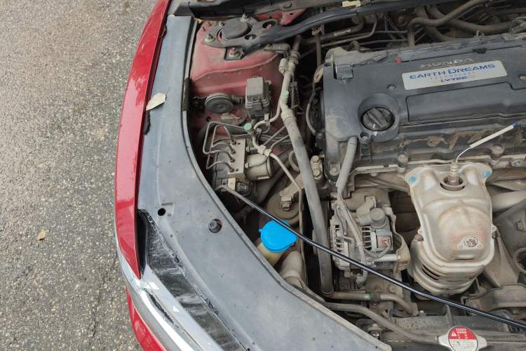 Used Honda Spirior 2015 2.4L Si Engine Bay Right