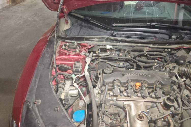 Used Honda Spirior 2015 2.0L Collector's Edition Engine Bay Right