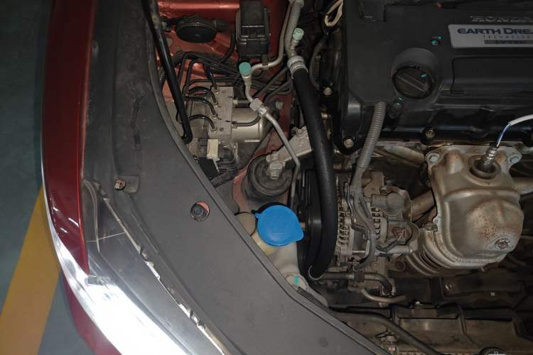 Used Honda Spirior 2015 2.4L Si Engine Bay Right