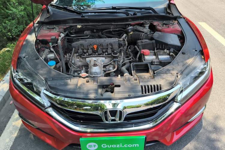 Used Honda Spirior 2015 2.0L Prestige Edition Engine Bay